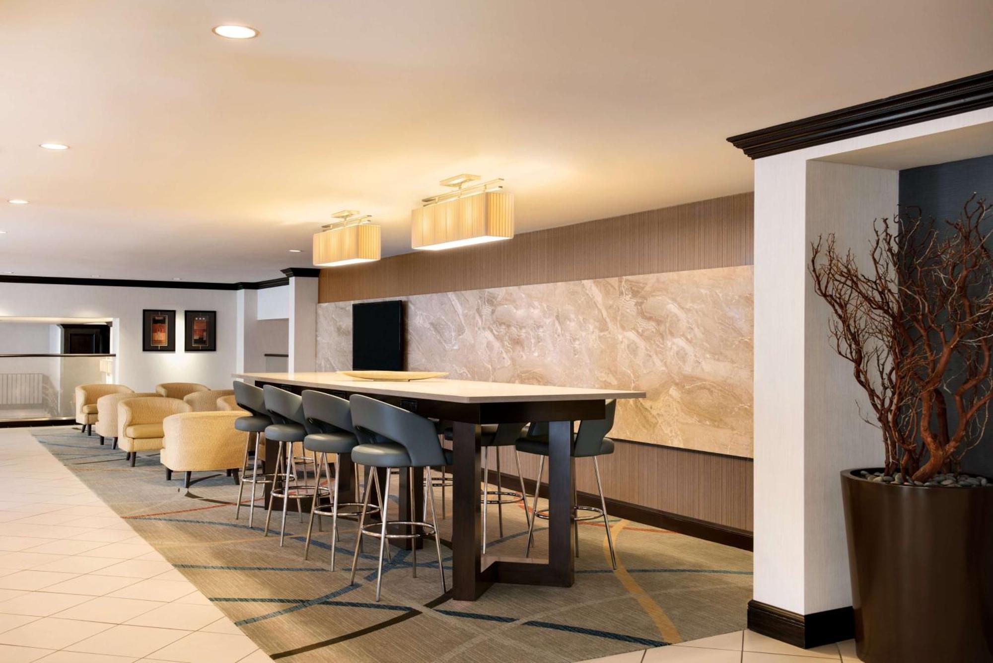 Hotel Hilton Orrington/evanston 4*