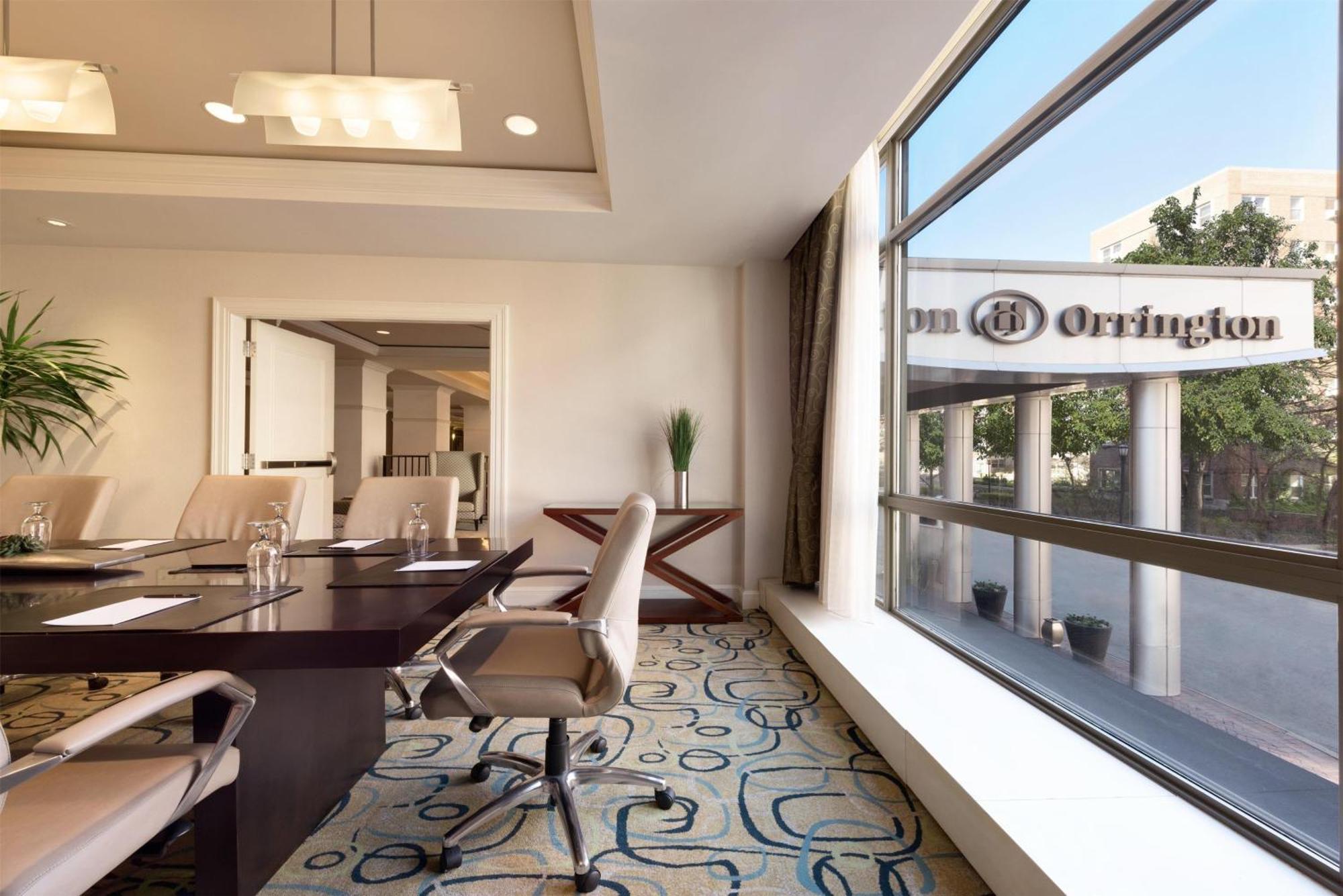 Hilton Orrington/evanston